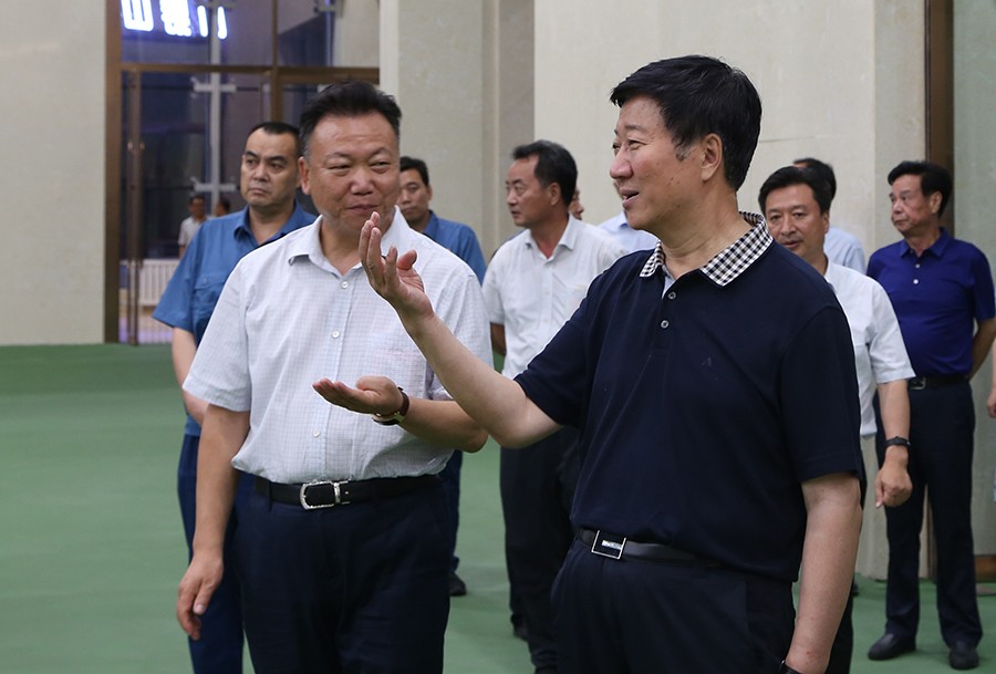 22-2018年6月，省人大常委會黨組書記、副主任王璽玉蒞臨金徽股份視察。.jpg